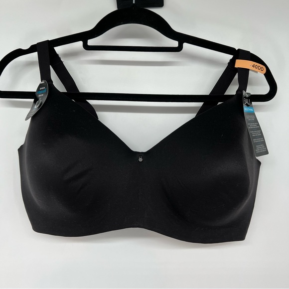 Bali Intimates & Sleepwear Nwt Bali One Smooth U Eversmooth Underwire Bra Style Df656 Size